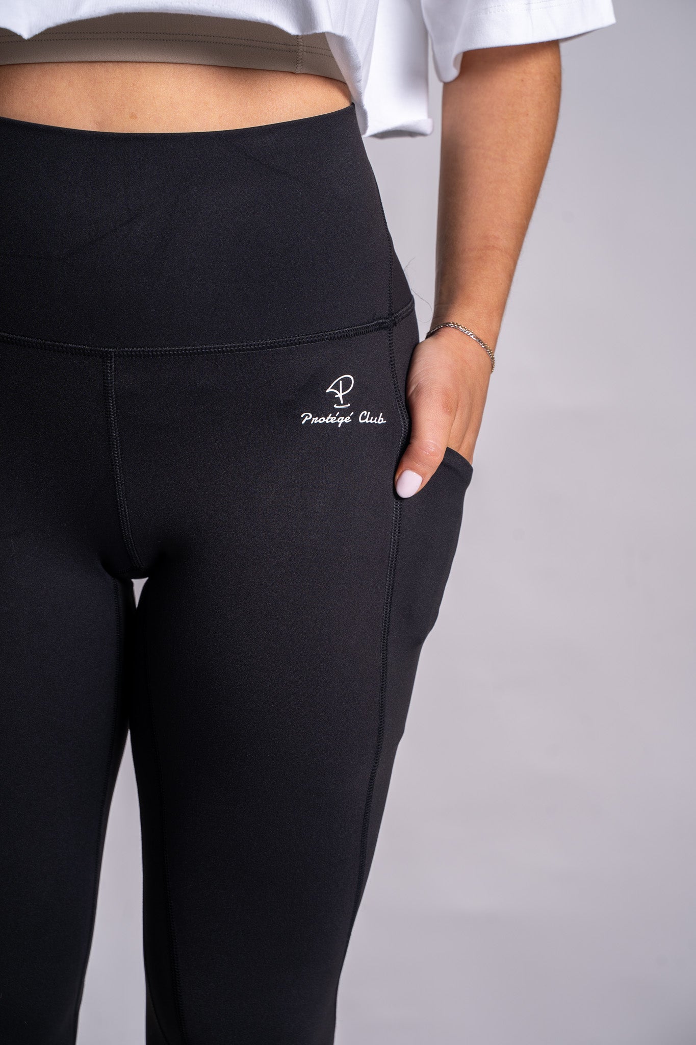 Black leggings